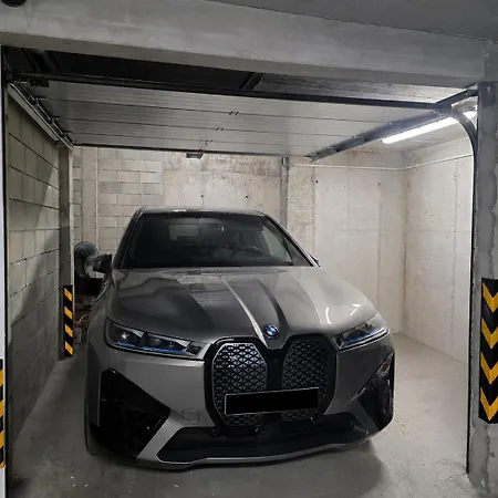 Azur Luxury - Private Garage - Steps From The 아파트